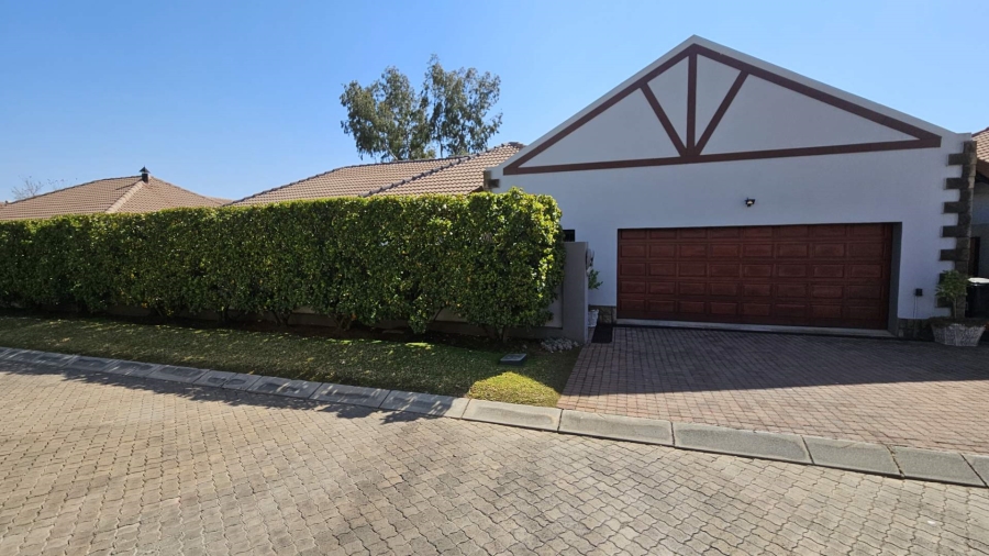 3 Bedroom Property for Sale in Meerhof North West